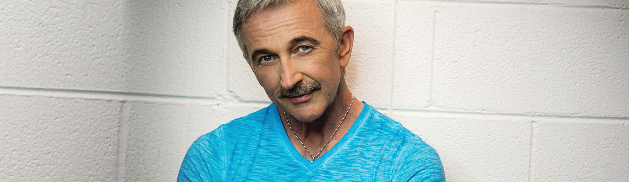 Aaron Tippin Vegas Day And Night